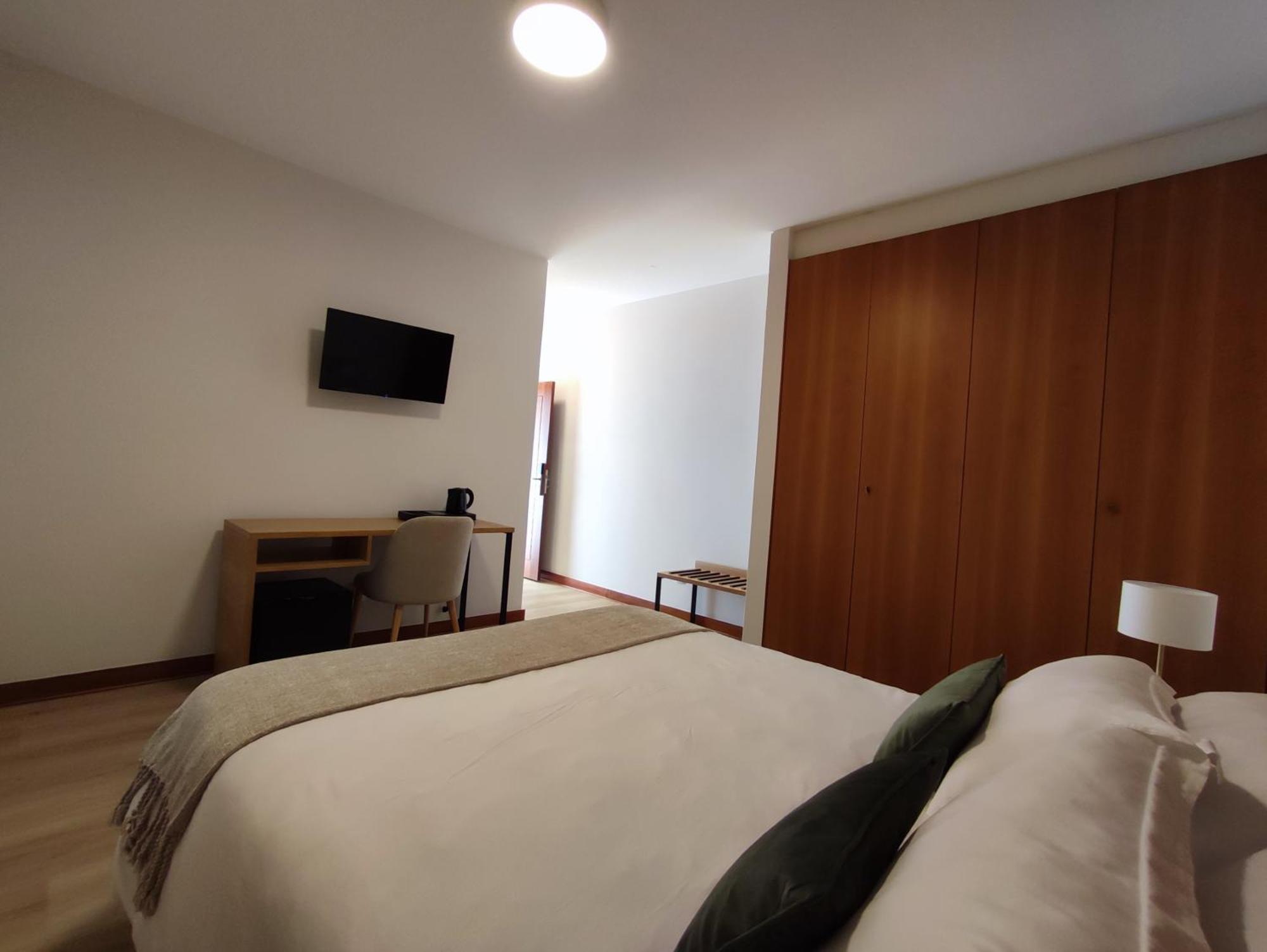 Nr Suites - Alojamento Local Mealhada Bilik gambar